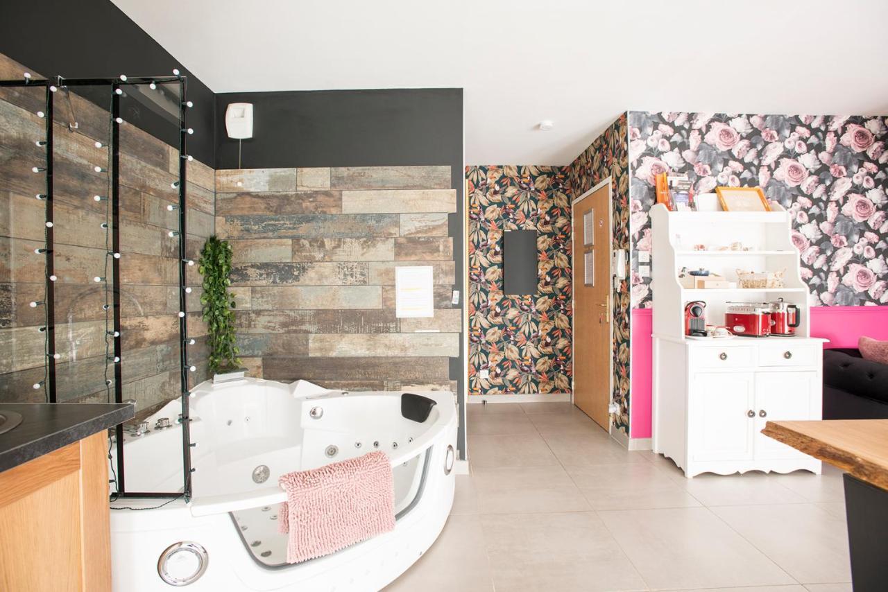 Romantisme Et Glamour 2 Avec Spa , Clim Et Jardin Dijon Exteriör bild